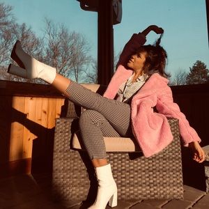 Meet your Posher, Alexa